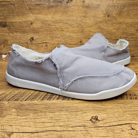 Vionic Malibu Grey SLip on beach shoes loafters size 8 womens - Picture 1 of 8